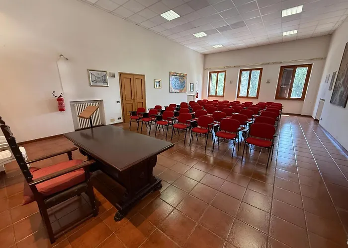 Hotel Due Leoni - Casa Per Ferie *